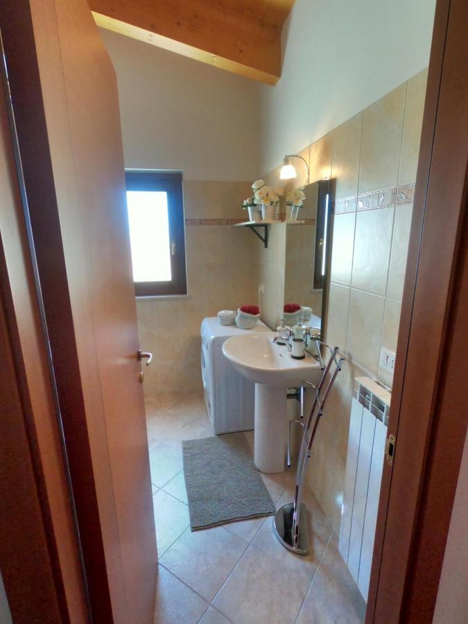 Montesilvano MarinaAttico Petfriendly Con Terrazzo, Via Del Borgoアパートメント エクステリア 写真
