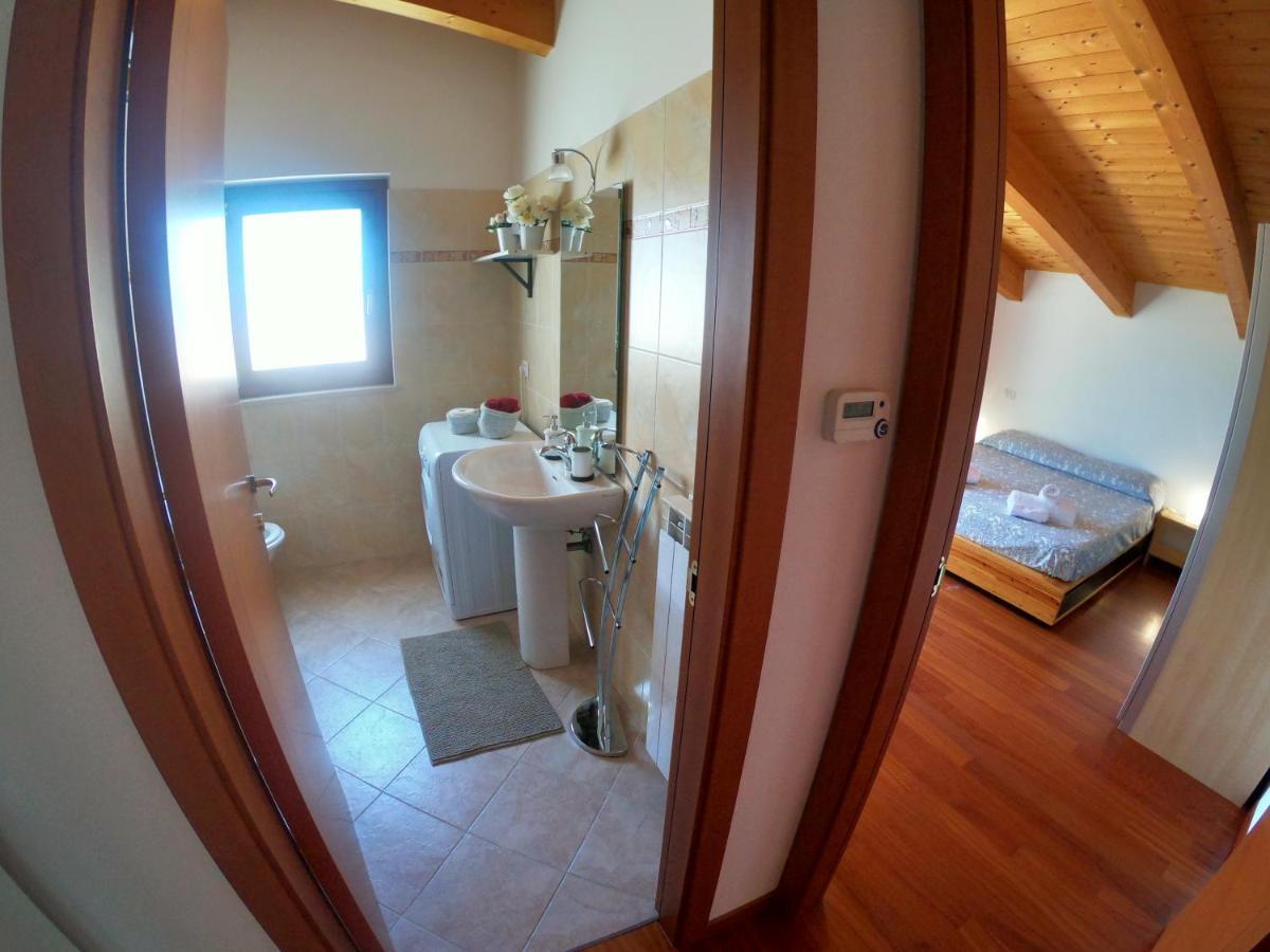 Montesilvano MarinaAttico Petfriendly Con Terrazzo, Via Del Borgoアパートメント エクステリア 写真